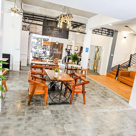 Bliss & Beats Hostel Phnom Pen Exterior foto