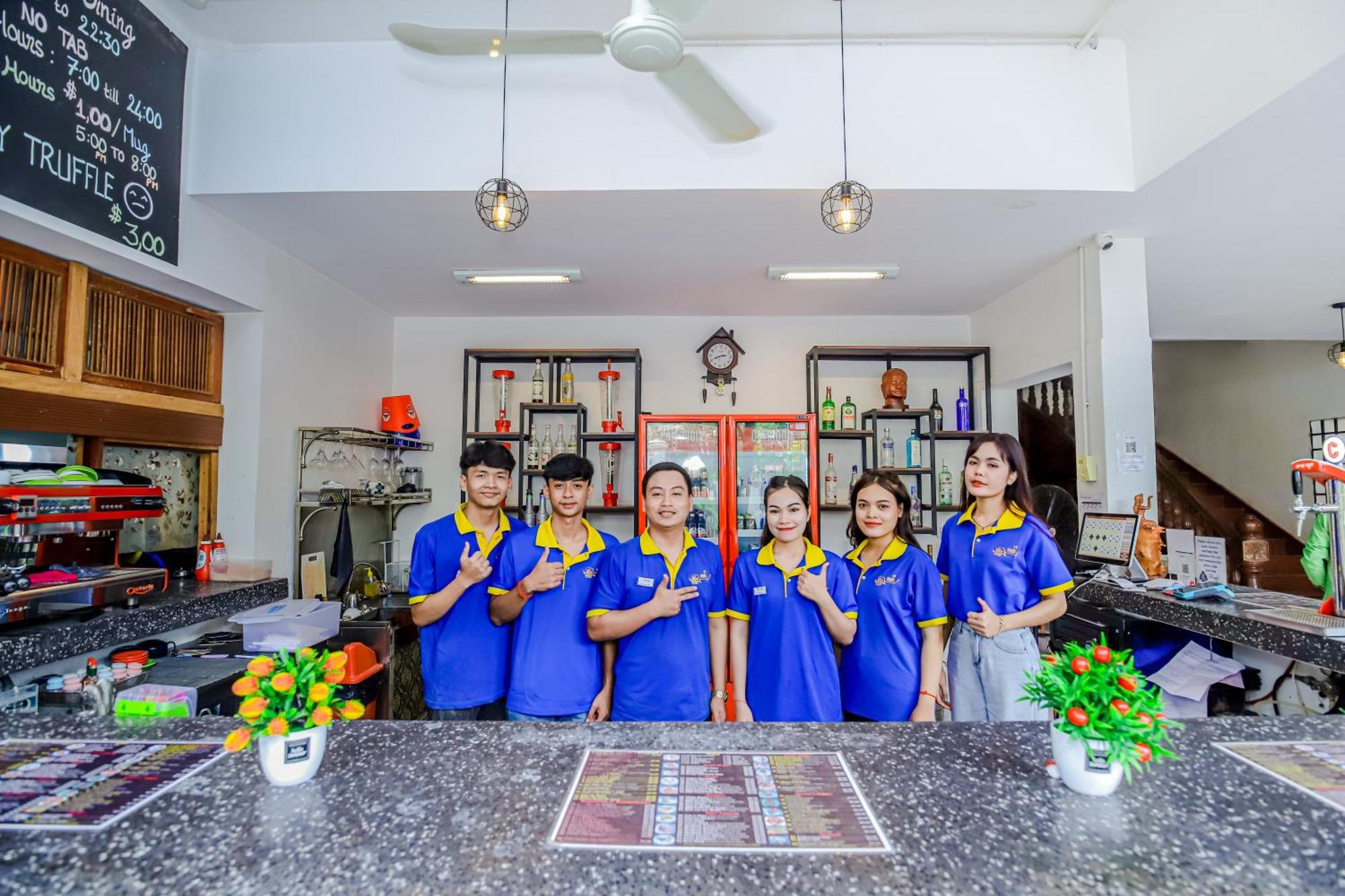 Bliss & Beats Hostel Phnom Pen Exterior foto