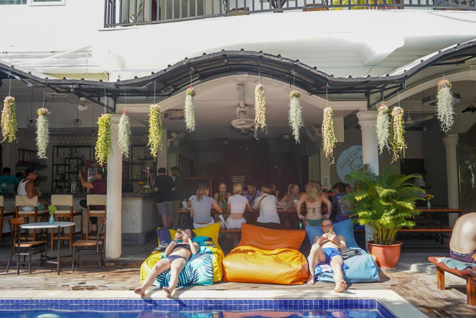 Bliss & Beats Hostel Phnom Pen Exterior foto